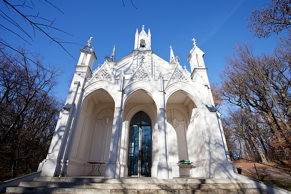 Sissi Kapelle_by Nadja Meister 1