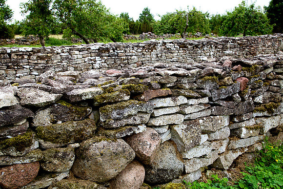 Stones of Estonia_by_Nadja Meister_IMG_2704