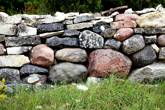Stones of Estonia_by_Nadja Meister_IMG_2719