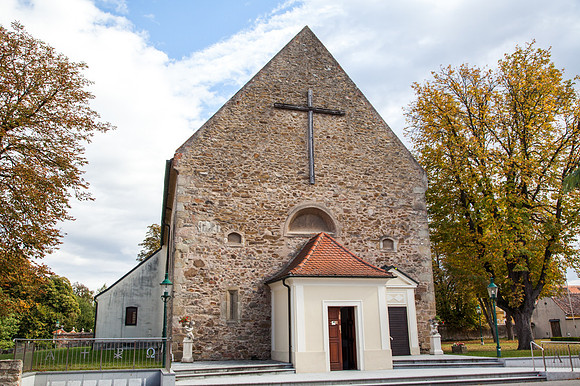 Zwentendorf_Kirche_(c)_Nadja Meister_IMG_7937
