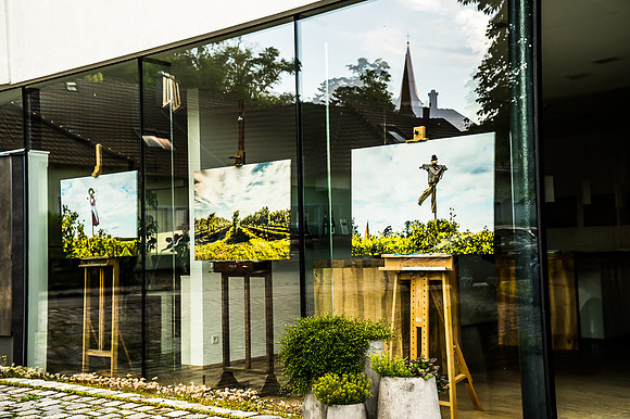 V4F 2022_FensterGALERIE Wagram_(c)_Nadja Meister_DSC02154
