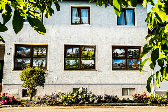 V4F 2022_FensterGALERIE Wagram_(c)_Nadja Meister_DSC02145